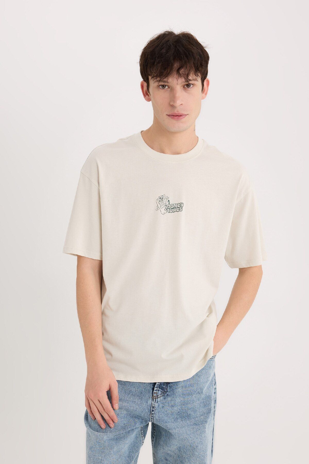 DeFacto-100 % Baumwolle Looney Tunes Boxy Fit Rundhals-Kurzarm-T-Shirt E1871ax25sp 3