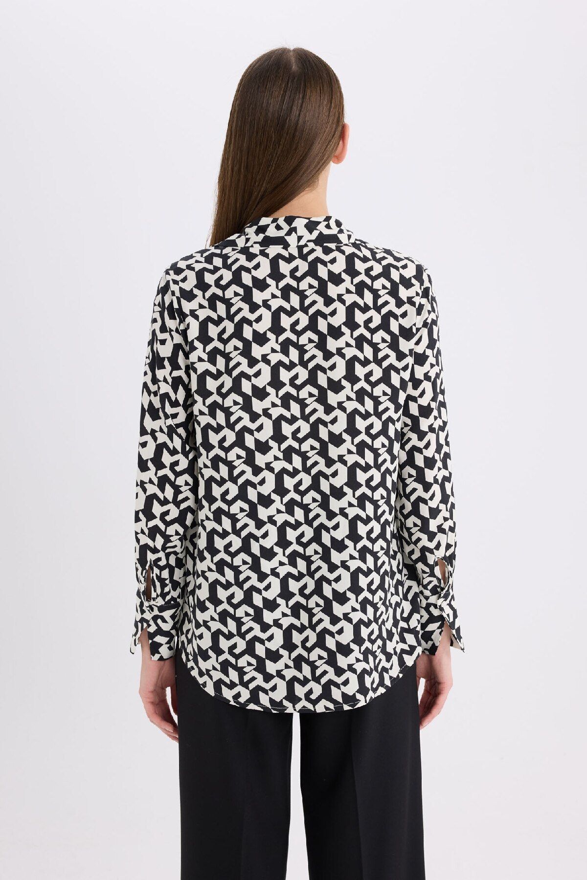 DeFacto-Bedrucktes Langarmshirt mit normaler Passform I8266az25sp 6