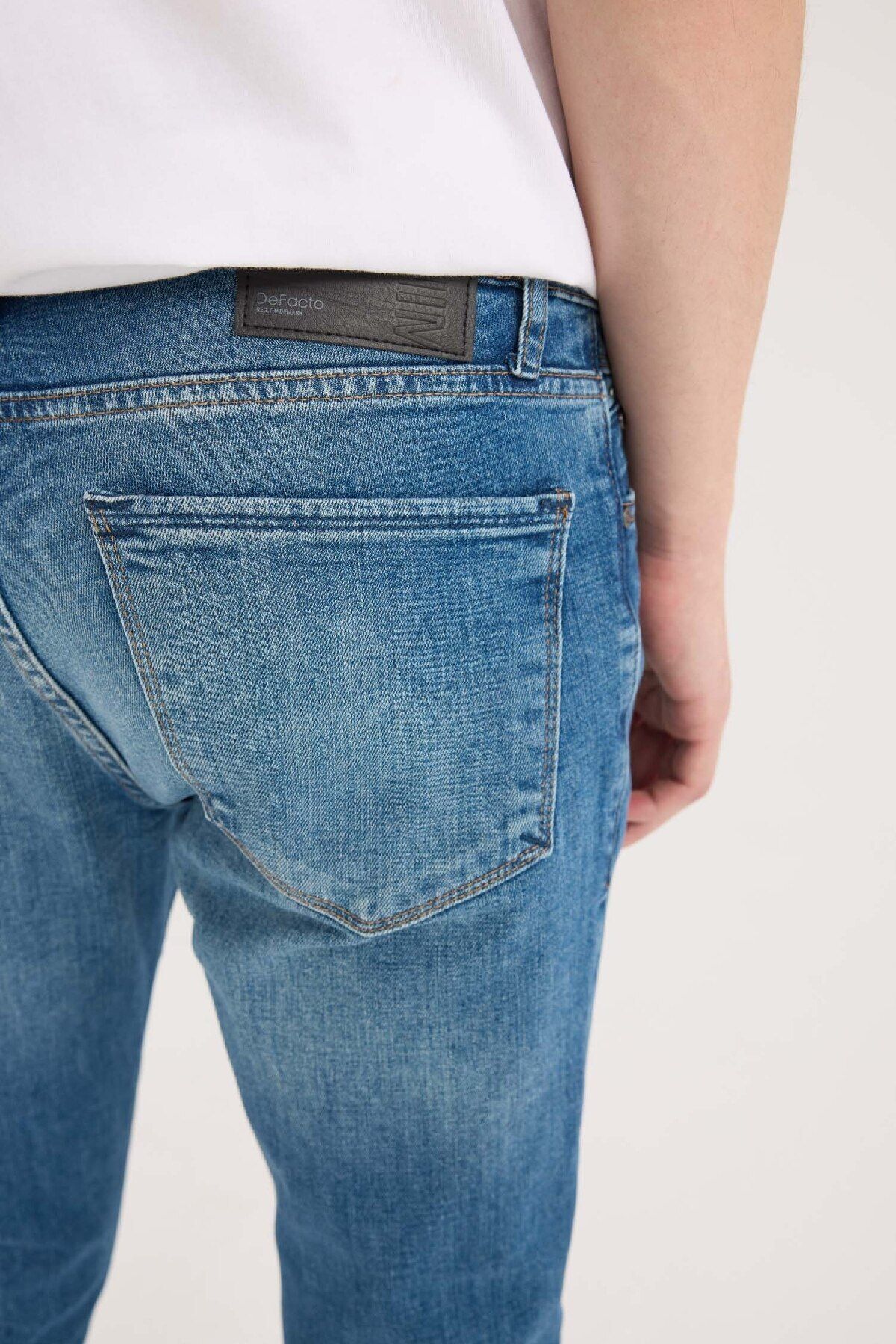 شلوار جین آبی مردانه SLIM FIT BARN قالب باریک کمر Defacto