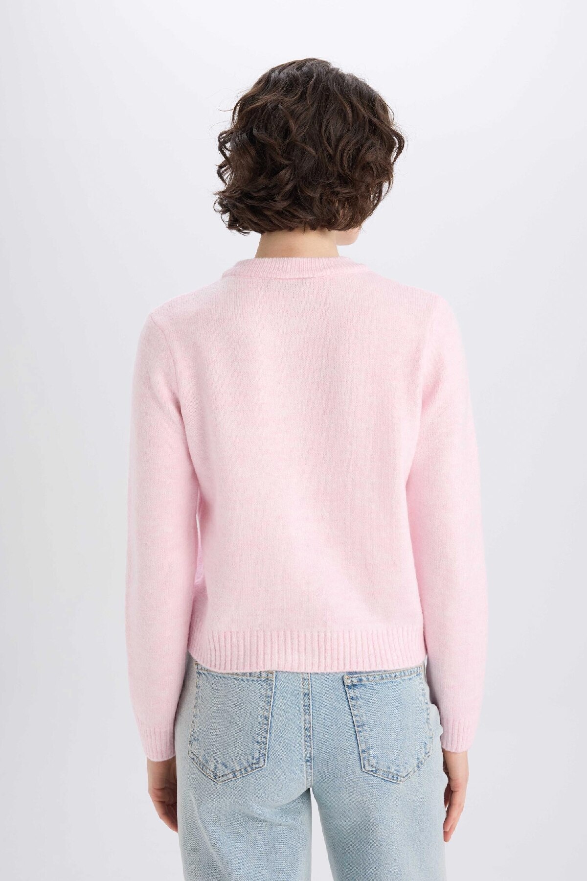 DeFacto-Soft-Touch-Strickjacke mit Rundhalsausschnitt – normale Passform, flache Knöpfe E3654ax25sp 6