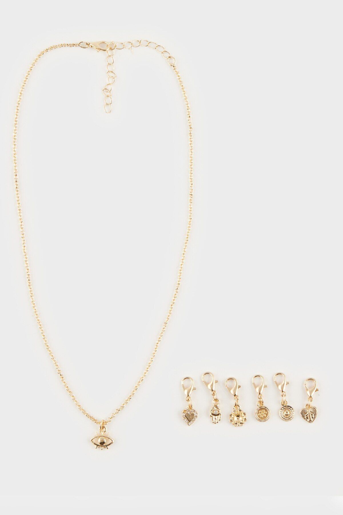 DeFacto-Goldfarbene, detaillierte Charm-Halskette mit austauschbarer Spitze für Damen E4474AXNS 1