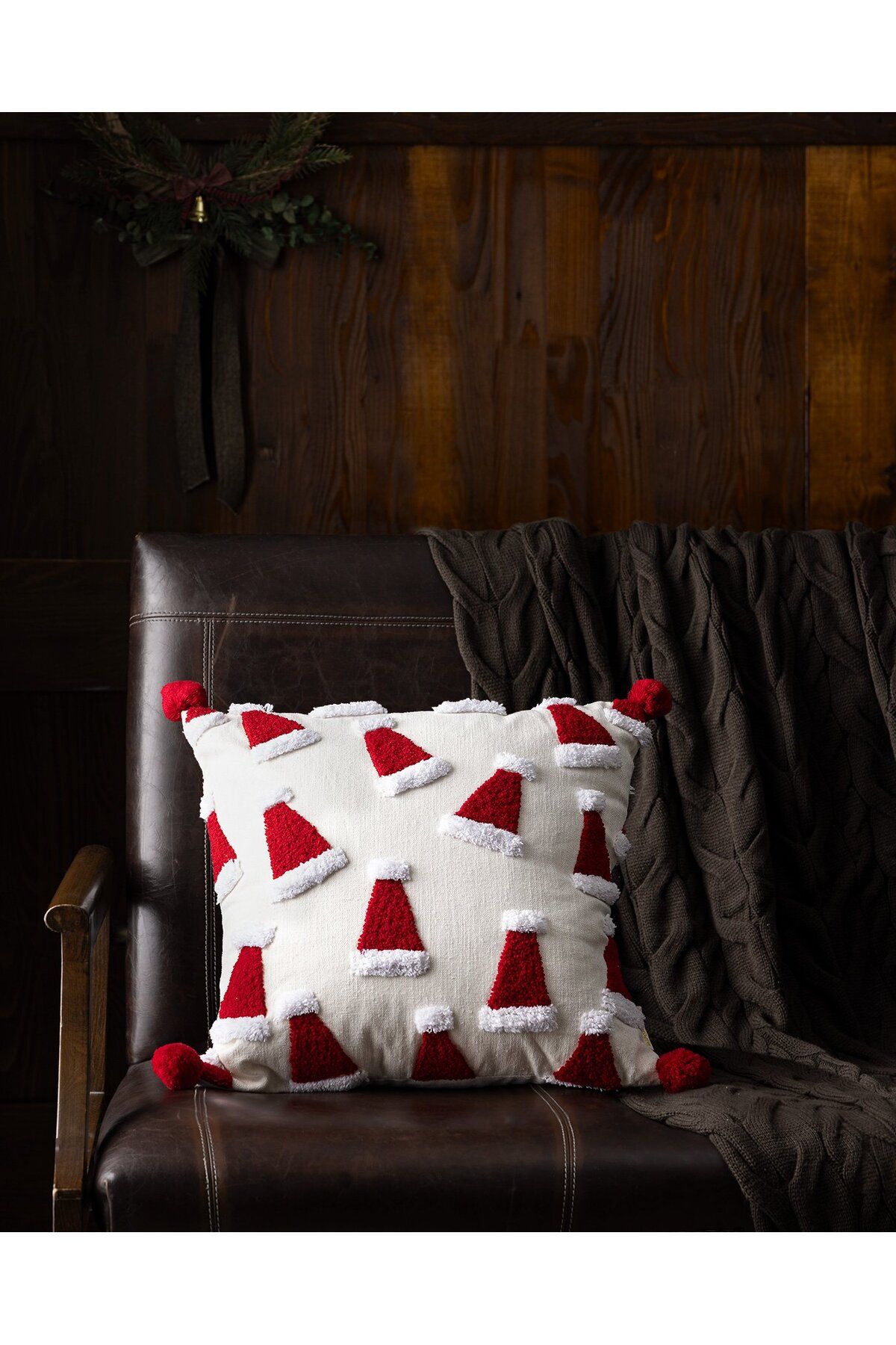 Madame Coco Barfleur Cushion Cover - One Size