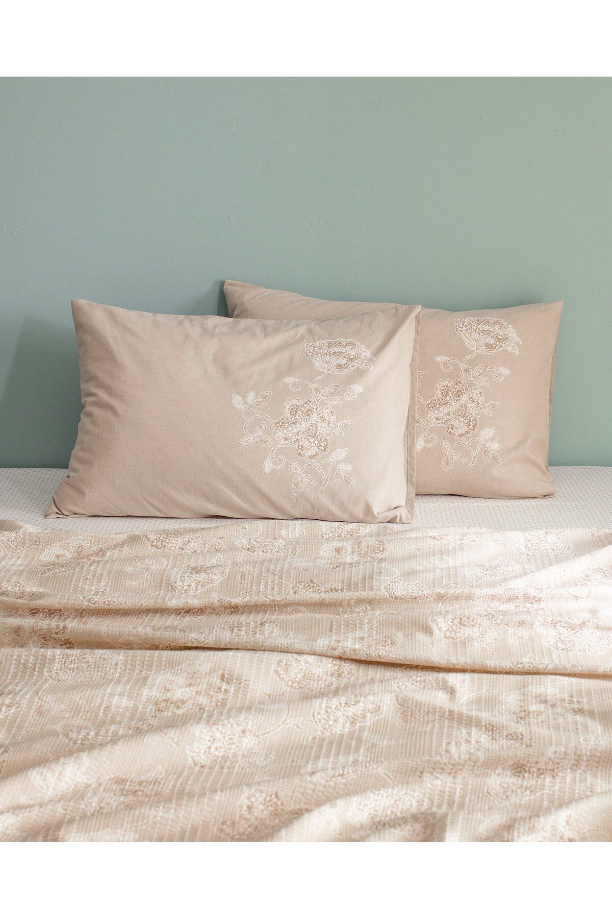 Madame Coco-Berne King Size Baumwoll-Ecocell-Piqué-Set mit Print - Beige 3