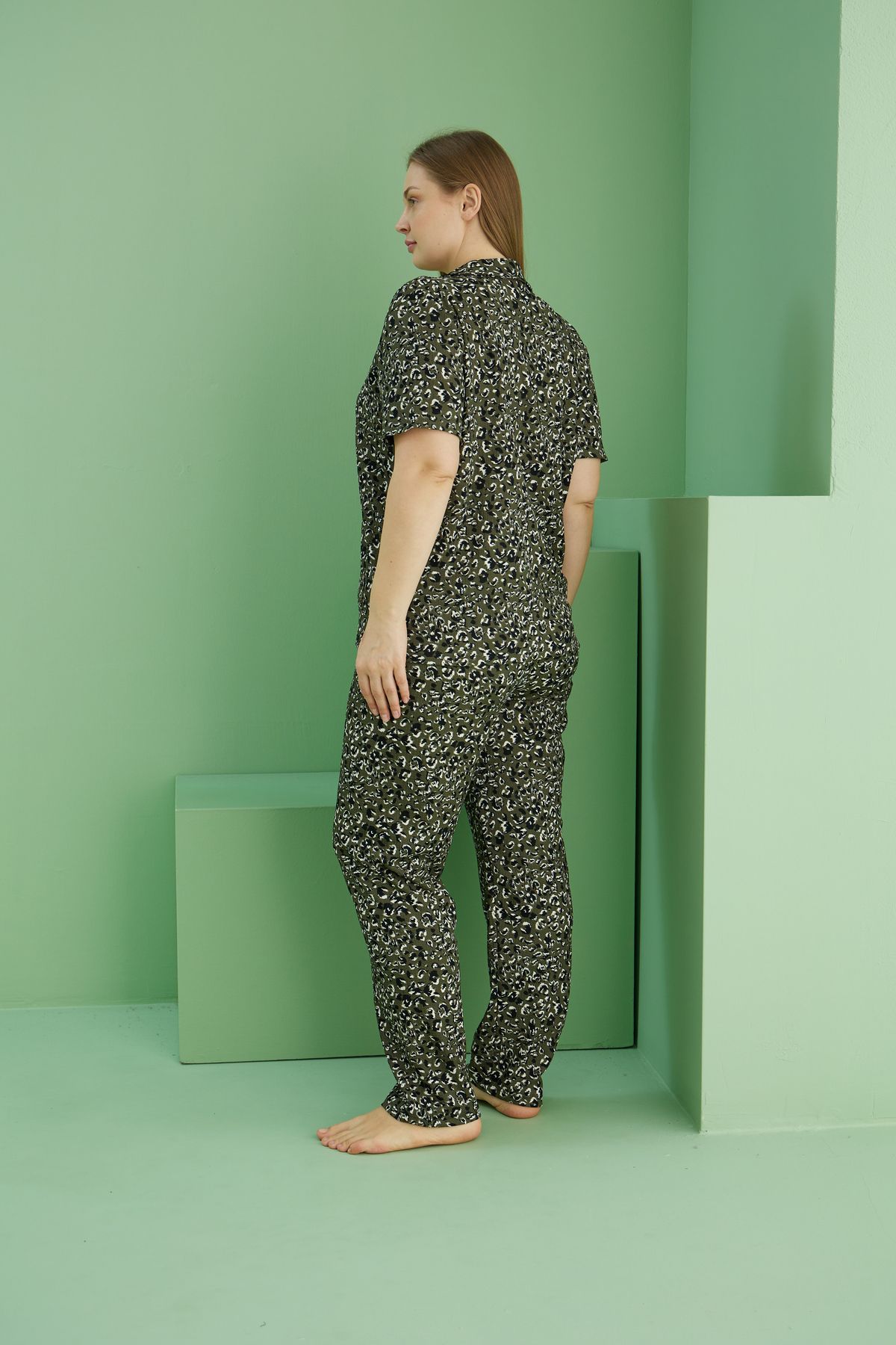 Siyah İnci-Mustache Patterned Pajama Set Large Size Khaki Buttoned Curly Boy Bastı 3