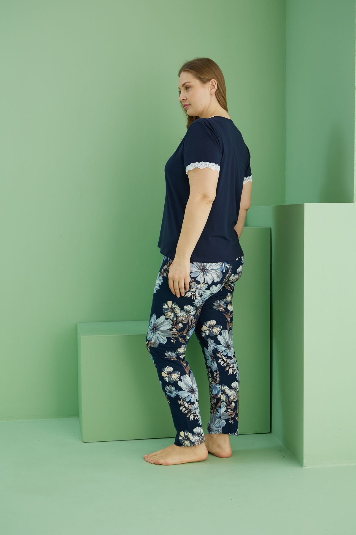 Siyah İnci-Navy Blue Patterned Buttoned Curve Plus Size Oversize Cotton Pajama Set 25113816 3