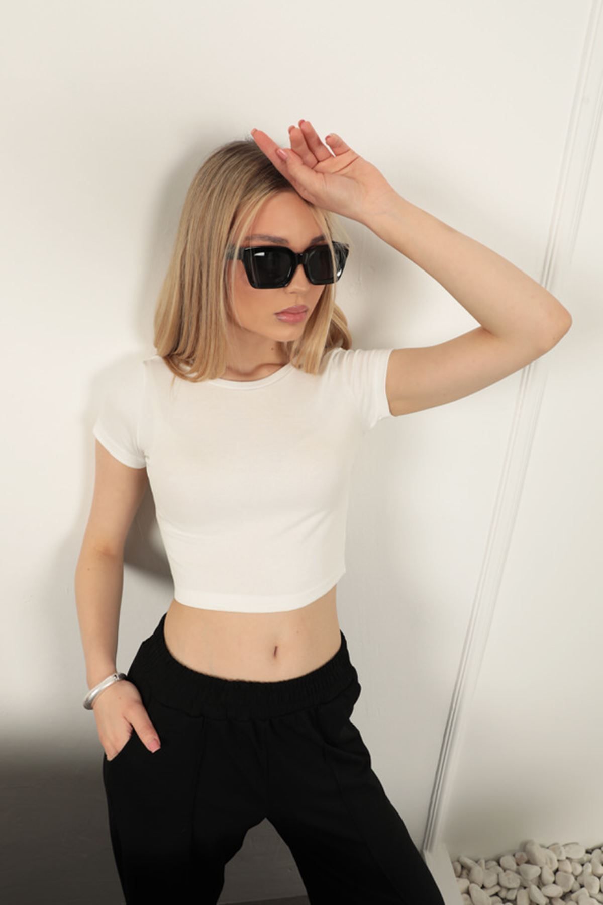 E-RICH Çilek Viskon Kumaş Basic Crop-Ekru