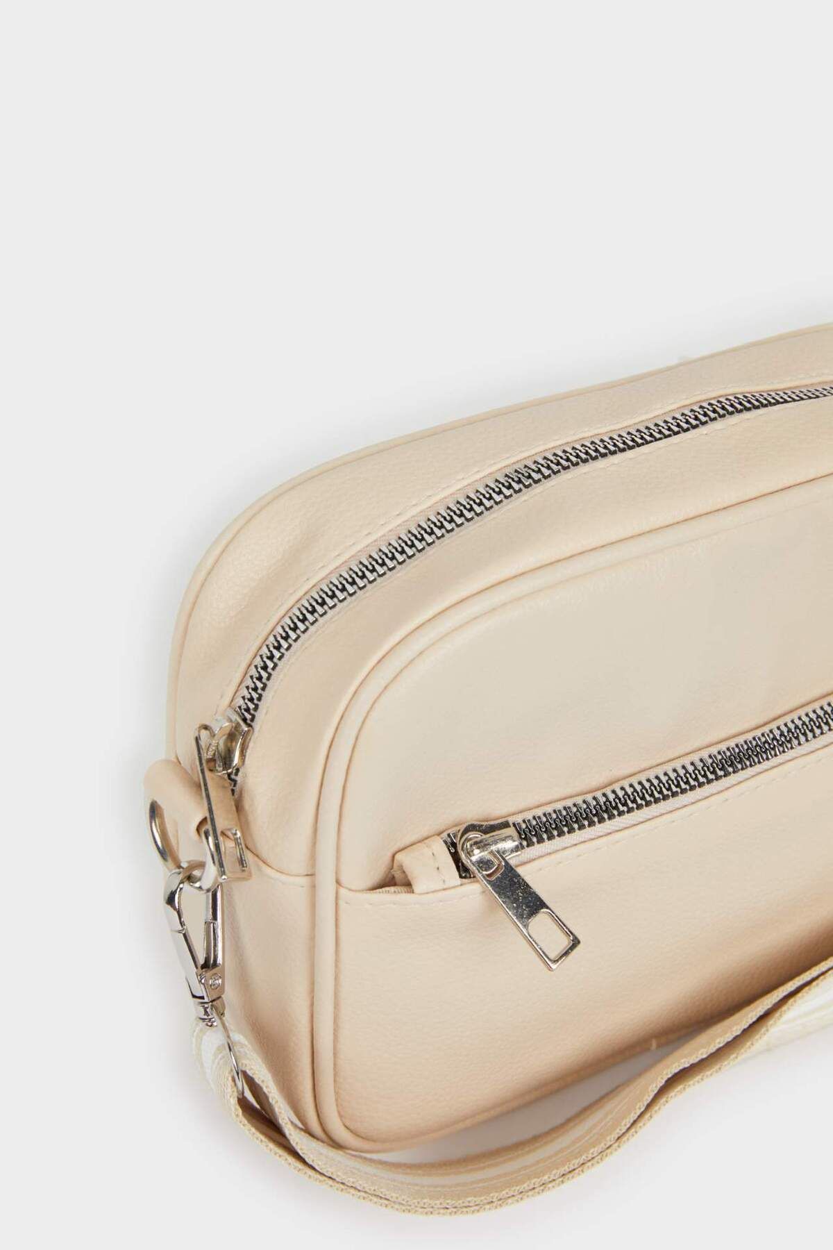 DeFacto-Geantă Crossbody pentru femei E6978AXNS 3