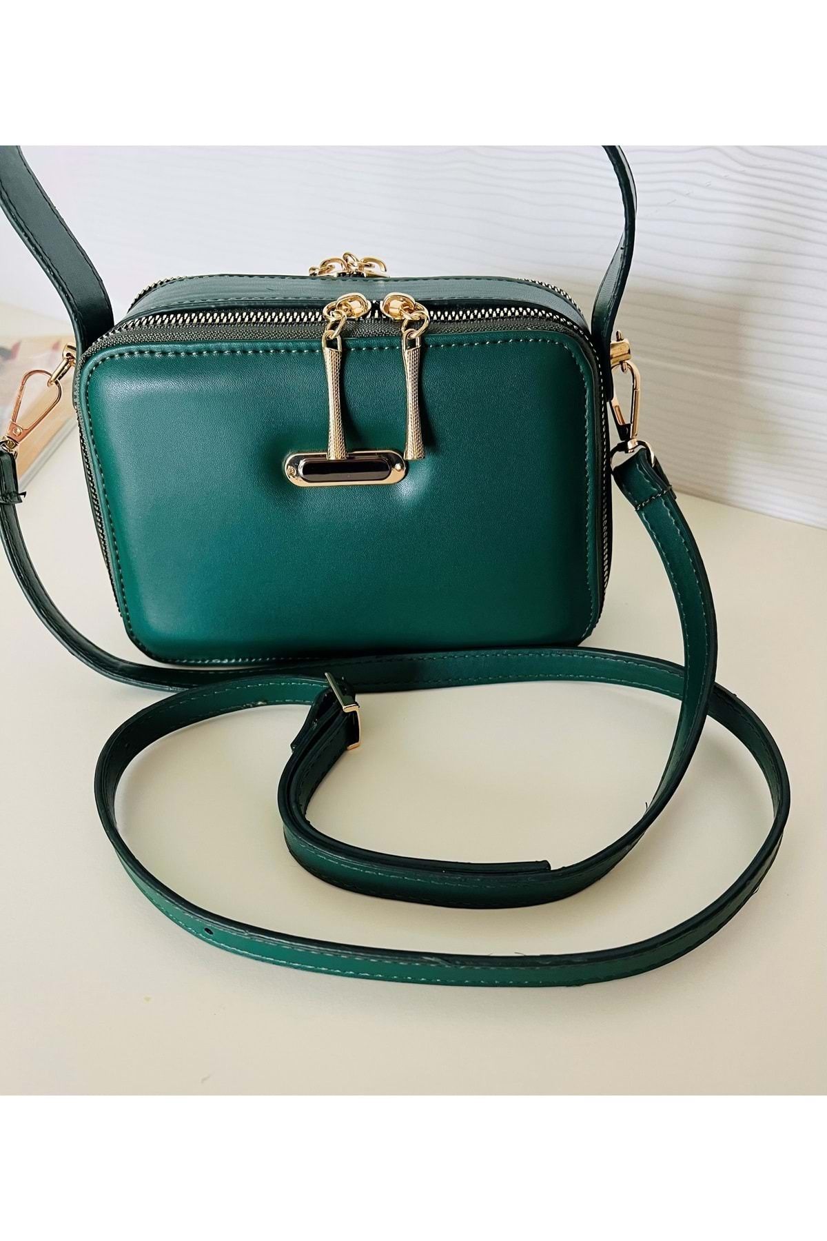ACAR TAKI-Square Mini Hand and Shoulder Bag-Green Color Acr4350 3