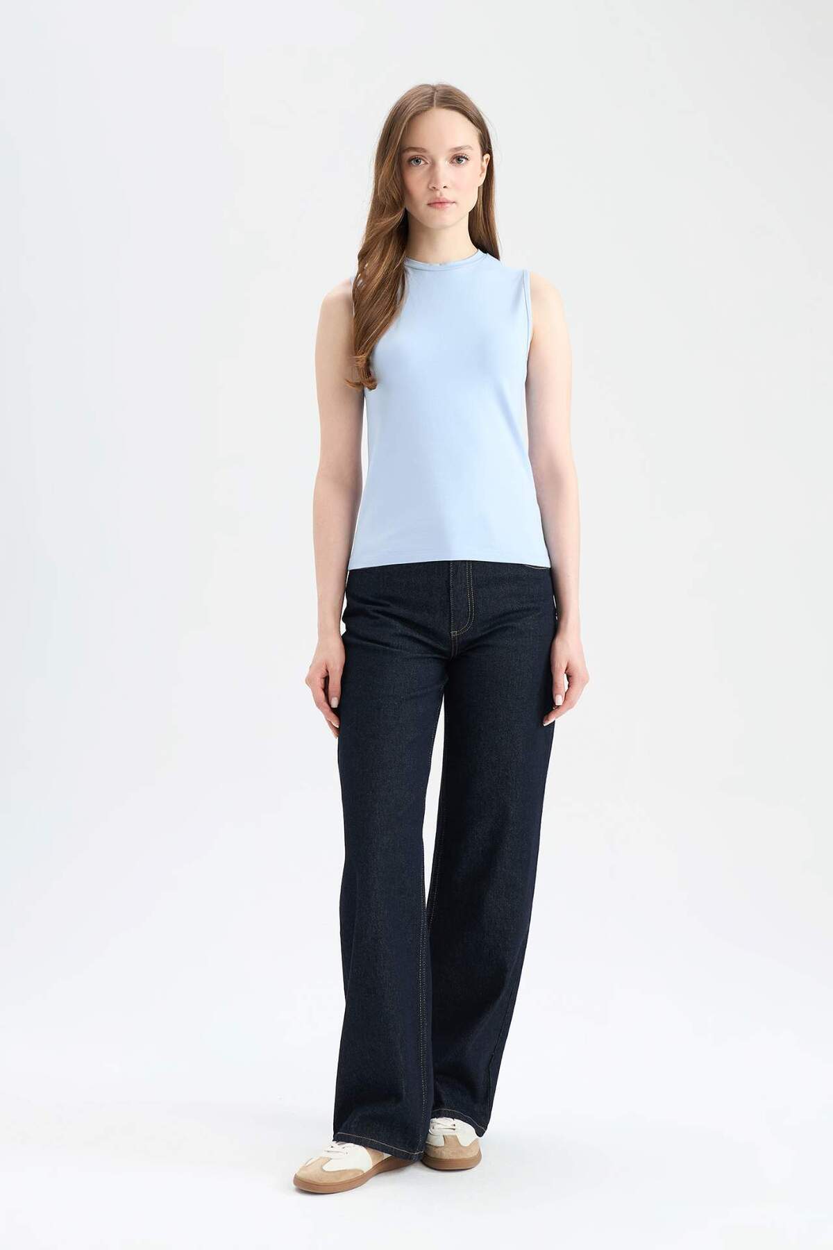 DeFacto-Regular Fit Crew Neck Basic Plain Sleeveless Tunic E7619Ax25Sp 2