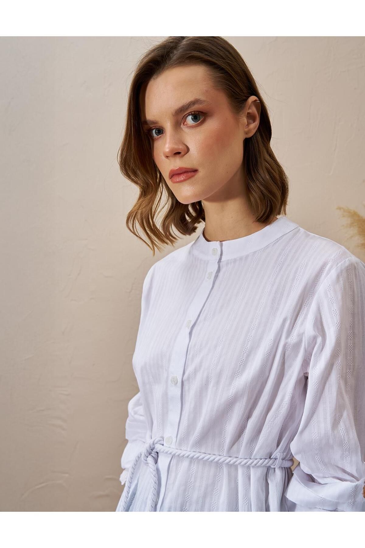 KYR-Optical White Lace at the Wrists Cotton Tunic 7