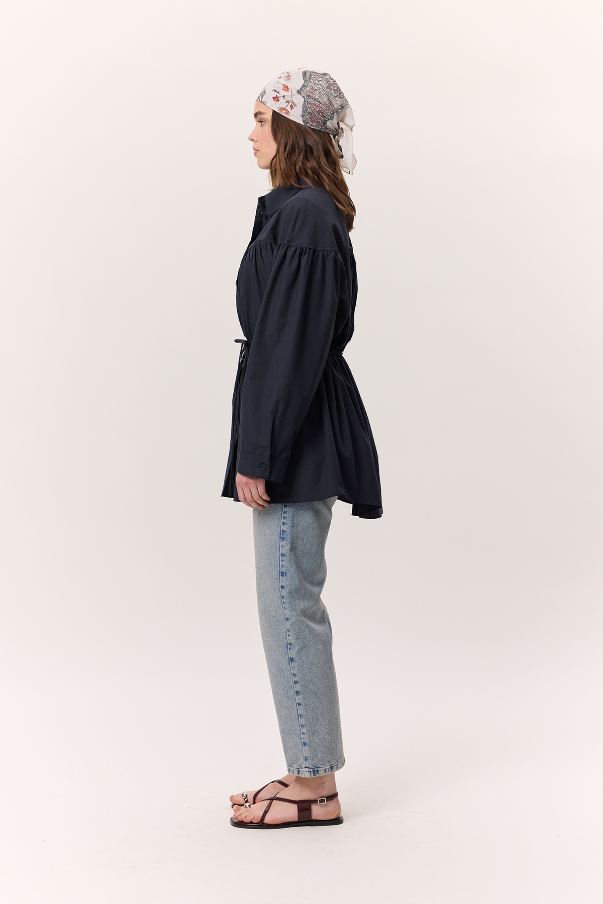 Manuka-ŠNĚROVACÍ VÝKRČNÍK DETAILNÍ TUNIKA NAVY BLUE 4