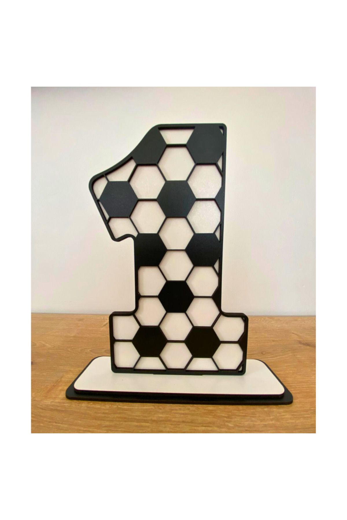 WoodenZoo 1 Yaş Doğum Günü Masa Dekoru-2 (BJK TEMALI SİYAH-BEYAZ)