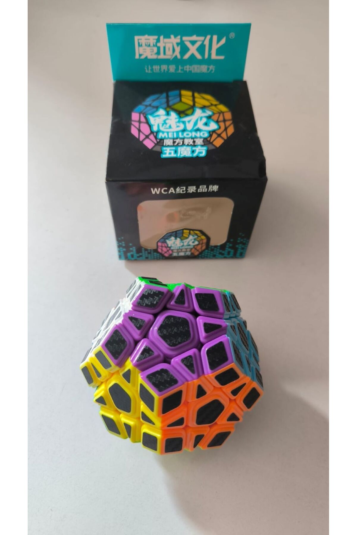 مگامینکس کیوب فیبر کربن