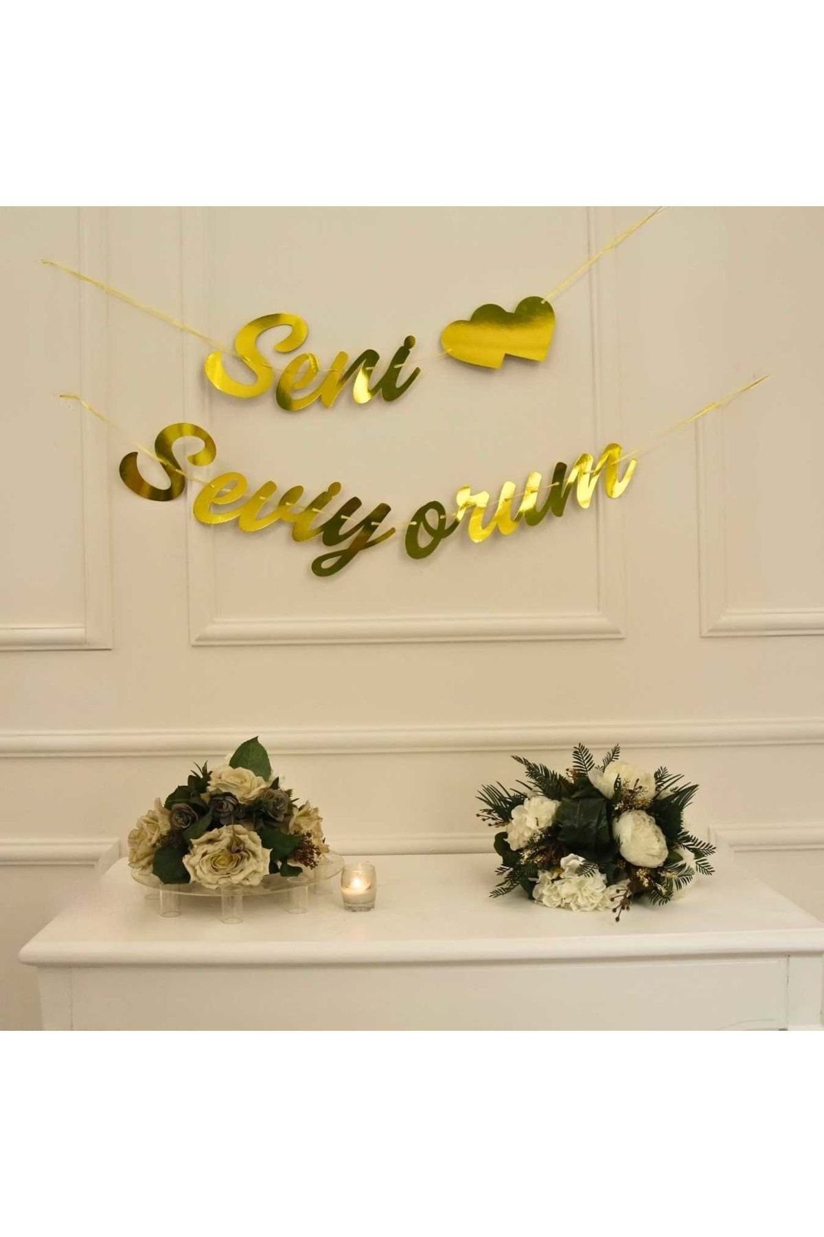 Organizasyon Pazarı Gold Renkli Seni Seviyorum El Yazısı Banner Duvar Süsü