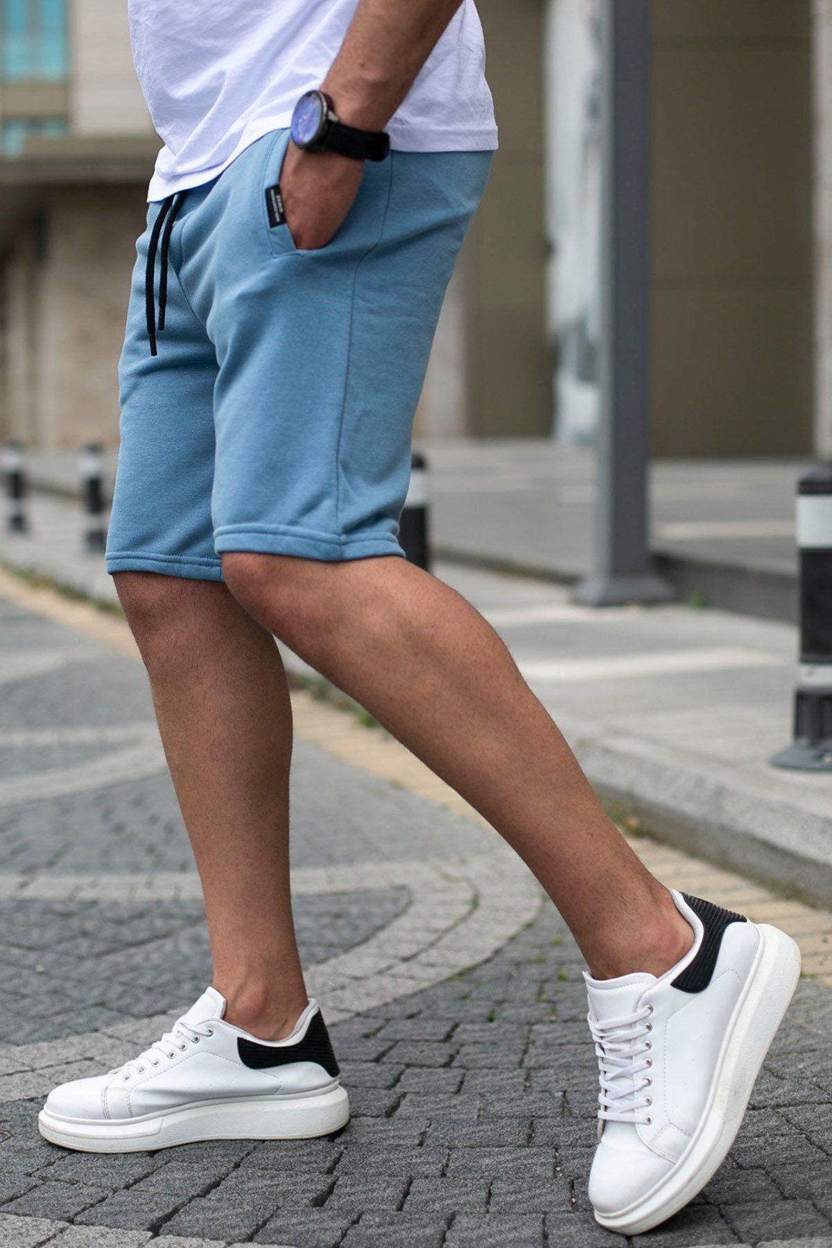 Madmext-Modré šortky Regular Fit - 4842 3