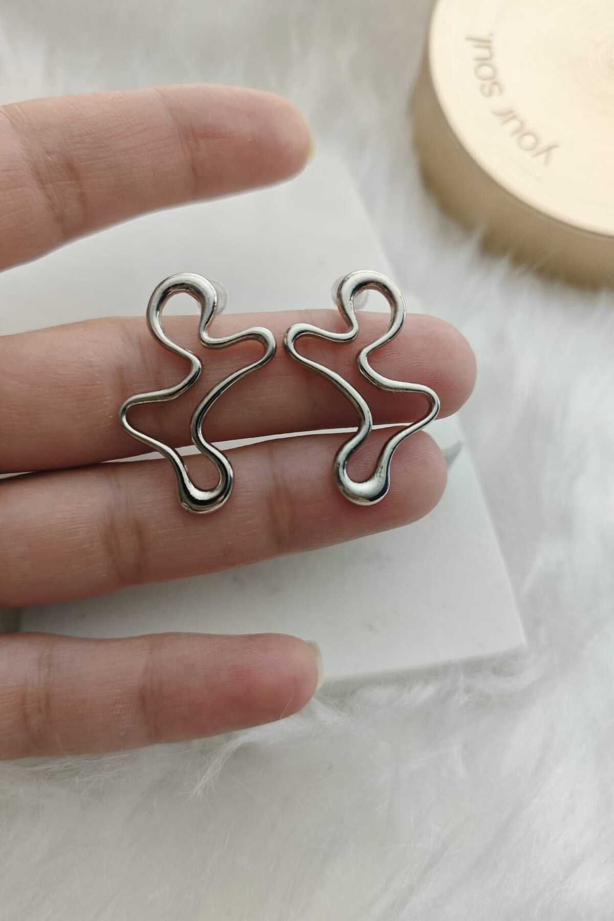 KYOLA DESİGN-Asymmetrical Wavy Silver Women's Earrings 4