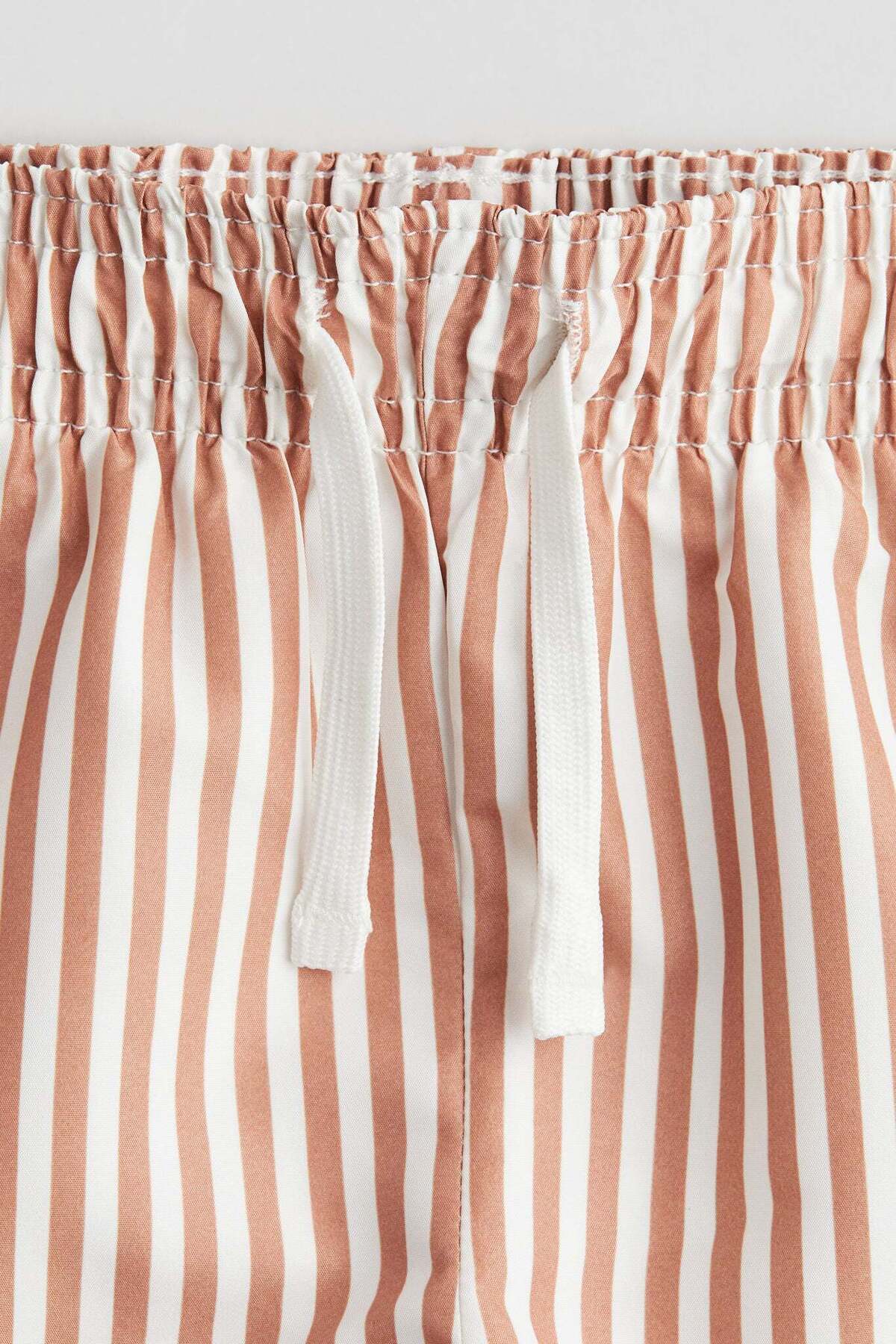 H&M-Patterned swim shorts 1