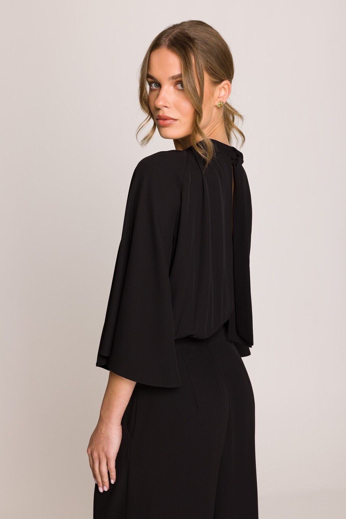 Stylove-Jumpsuit with wide sleeves and tie at the back 4
