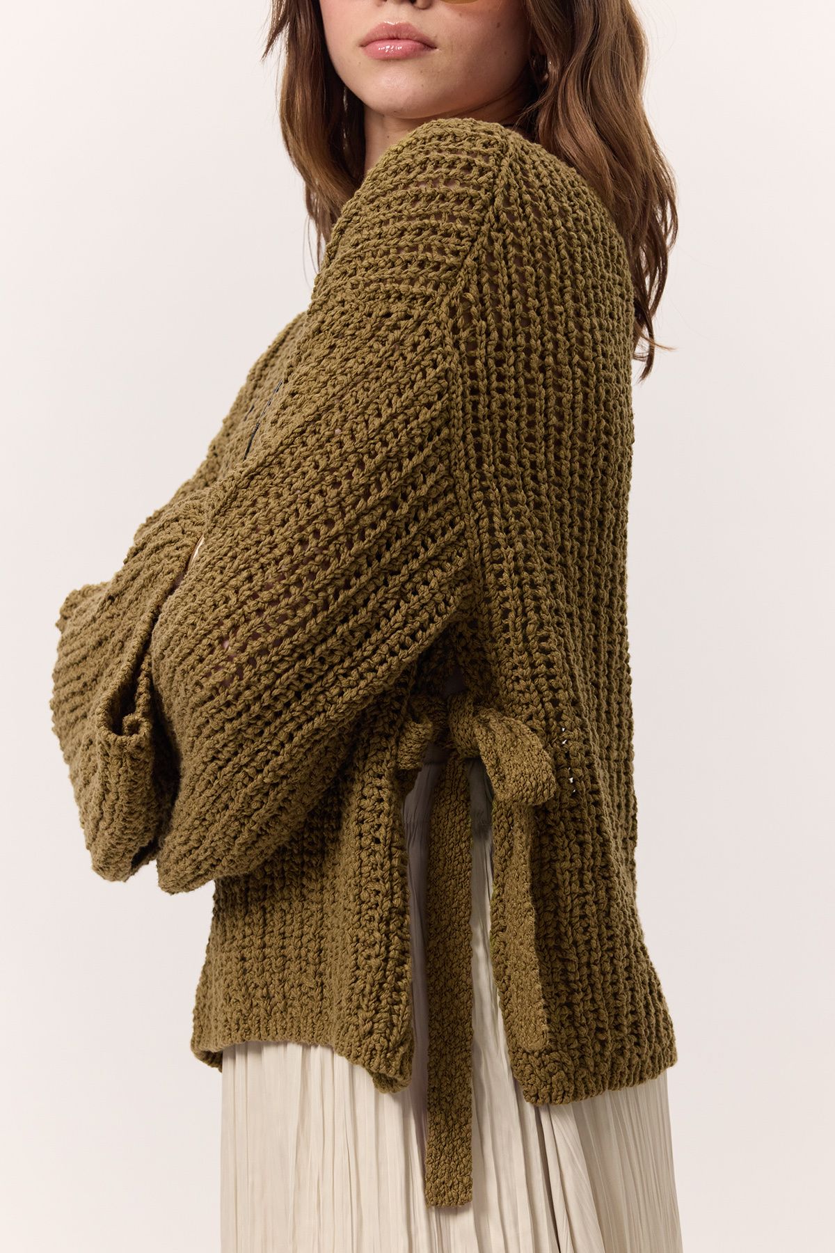 Manuka-Grüner STRICKPULLOVER MIT NETZSTRICK 5