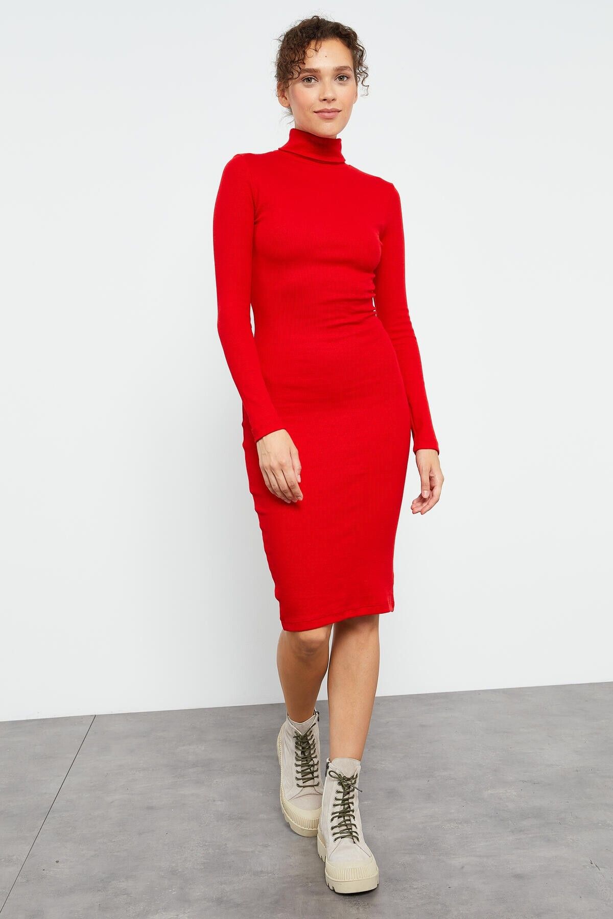 TOMMY LIFE-TurtlenecK Red Knitwear Dress - SKinny Fit - 97117 3
