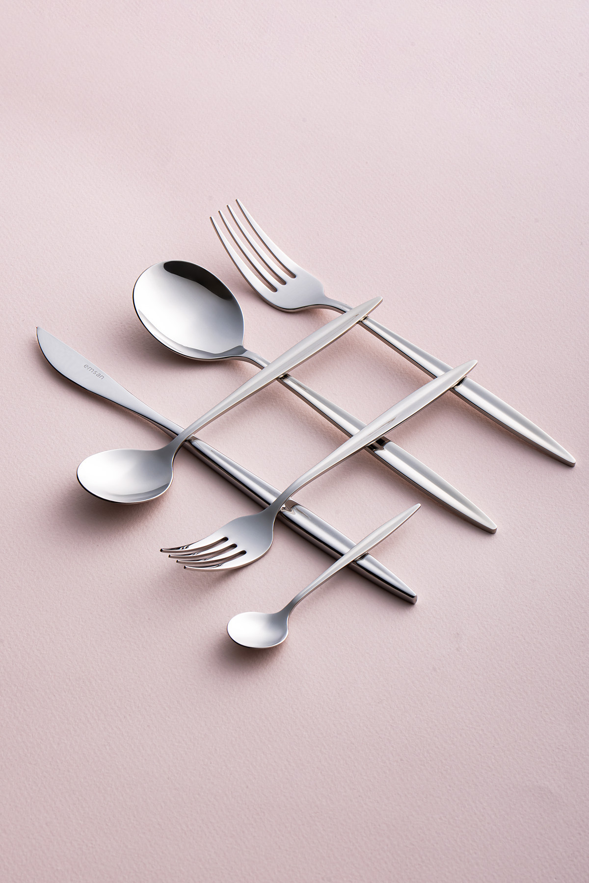 Emsan-Nova 72 Piece Luxury Cutlery Set for 12 Persons 2