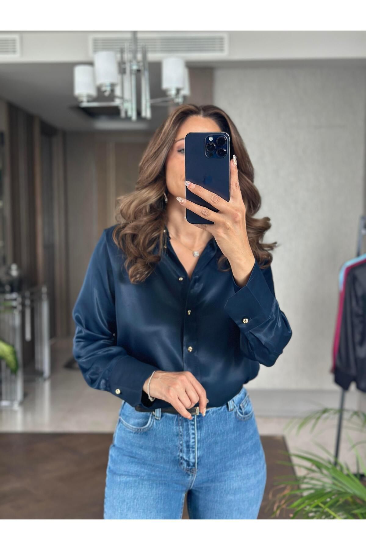 Forlady Butik Lacivert Saten Gold Düğmeli Uzun Kol Kadın Gömlek