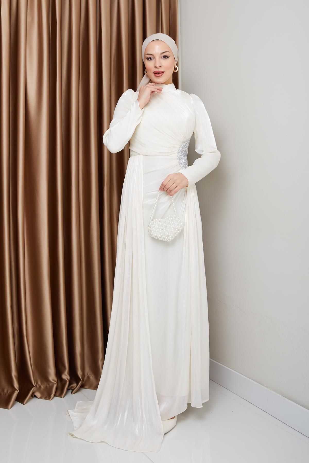 Olcay-Yoryo Seiden-Hijab-Abendkleid mit Steinen und Kordelzug-Detail ECRU 1233 4