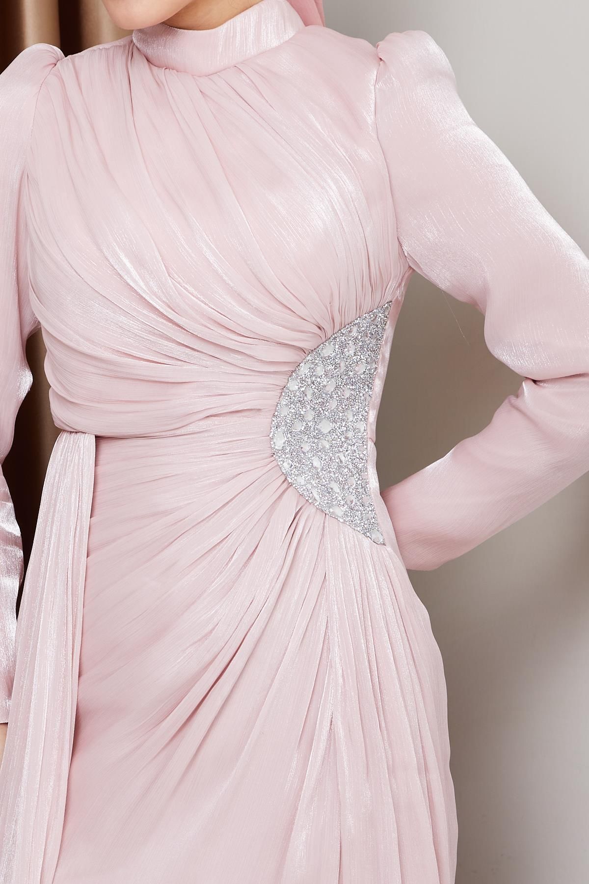 Olcay-Detailliertes Yoryo-Abendkleid aus Seide mit Steinen und Kordelzug – PUDRA 1233 5