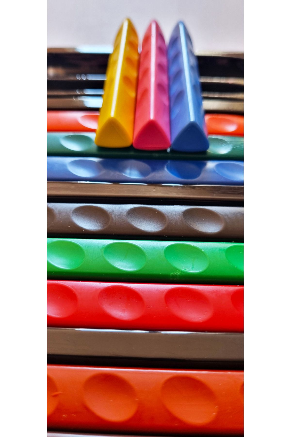 Modellino-Pack of 12 Hands-Free Jumbo Triangle Crayon Fixpoint Erasable Triangular Jumbo Crayon 2
