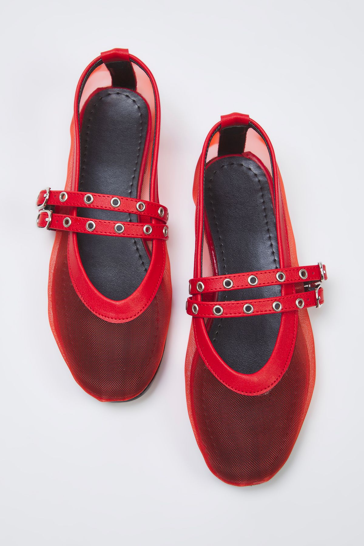 TRENDYOL SHOES Czerwona Siateczka Ze Szczegółową Klamrą Do Paska Mary Jane Baleriny Damskie Kobieta - 37
