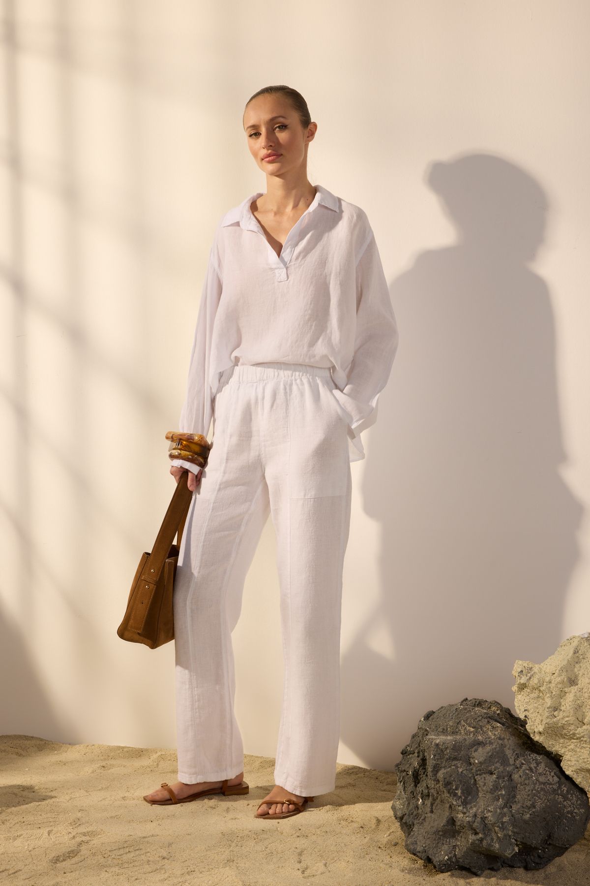 Trendyol Collection Białe 100% Lniane Spodnie Z Kieszeniami I Wysokim Stanem I Szerokimi Nogawkami Twoss24je00247 Kobieta - 38