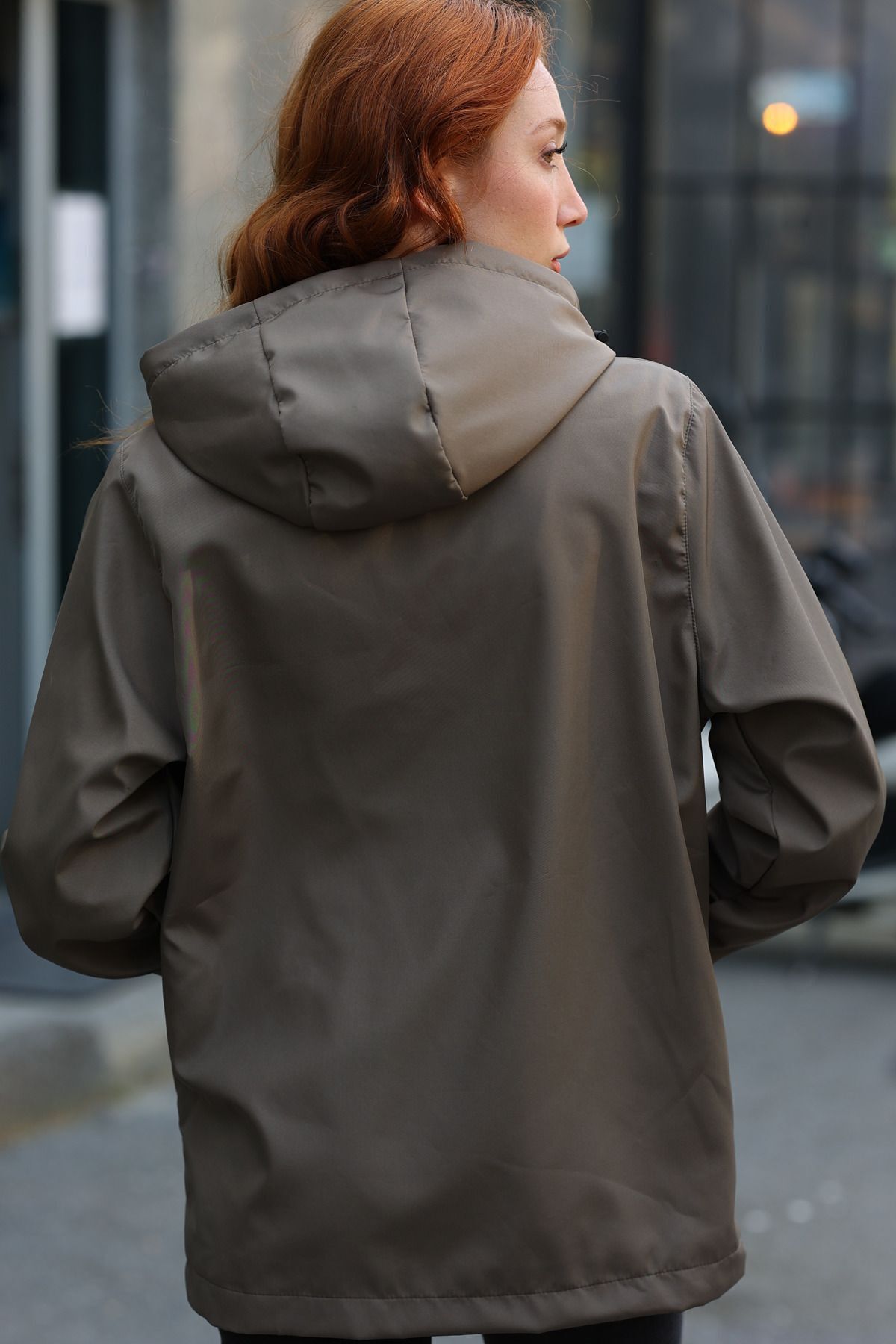 river green  Kadın Haki Astarlı Kapüşonlu Cepli Yağmurluk - Rüzgarlık Ceket - Görsel 4