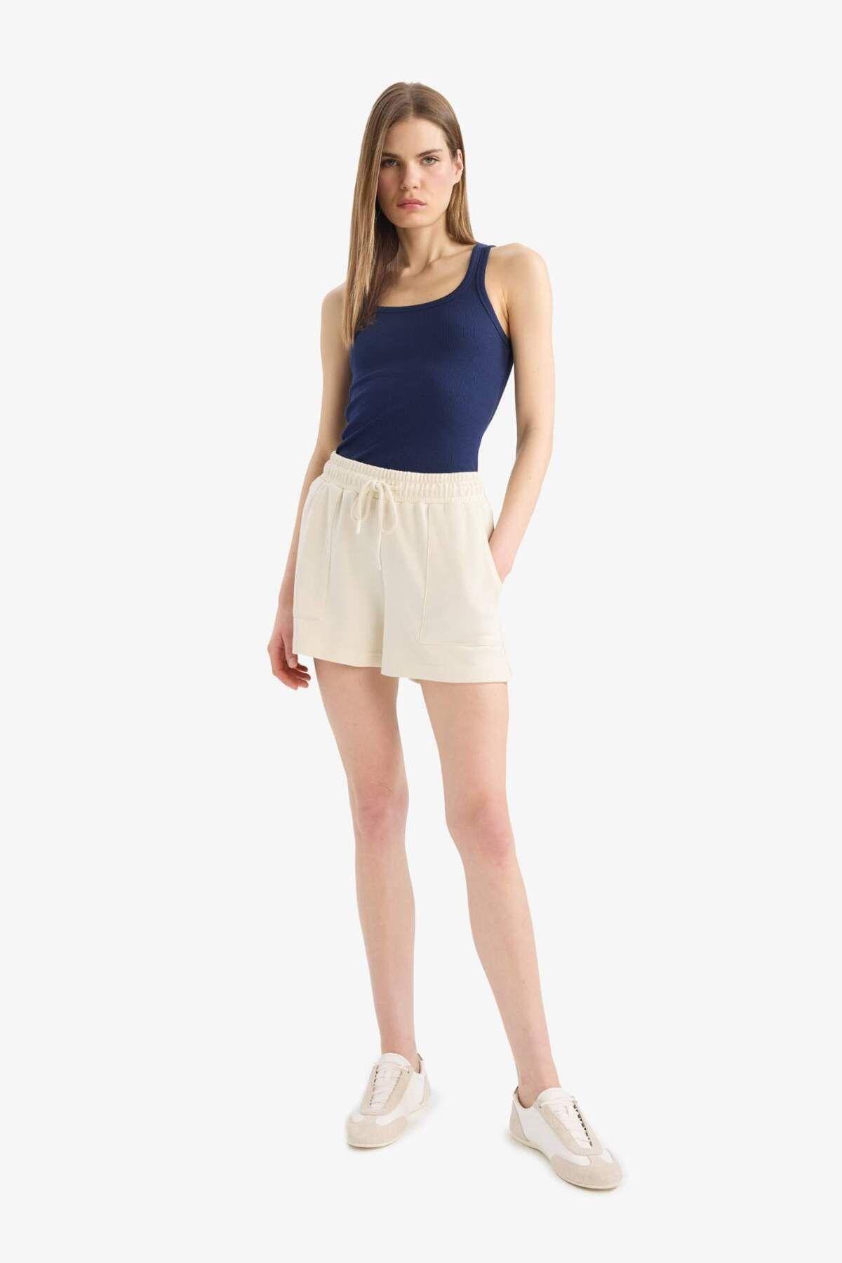 DeFacto-Regular Fit Stretchy Waisted Bermuda Shorts with Pockets D3327Ax25Sp 4