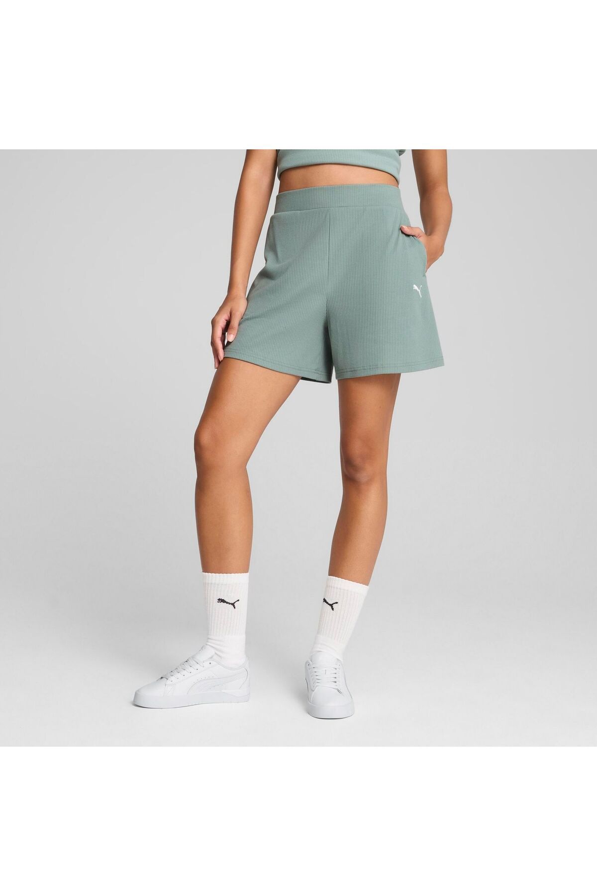 Puma-PUMA women's shorts ESS ELEVATED SHORTS - 68502630 3