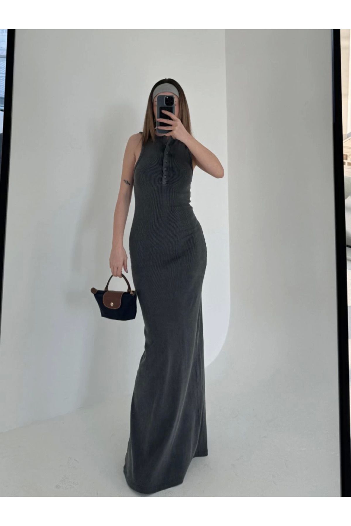 MODA Yırtmaç Detaylı Kolsuz Düğmeli Yıkamalı Uzun Elbise - Antrasit
