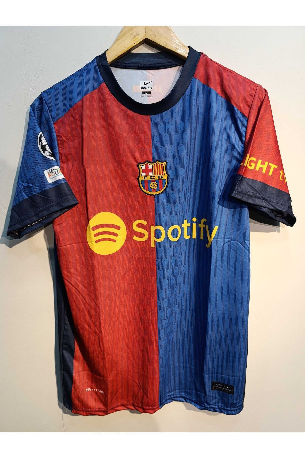 Atlas Global BARCELONA LAMİNE YAMAL 19 YENİ SEZON YETİŞKİN FUTBOL FORMA