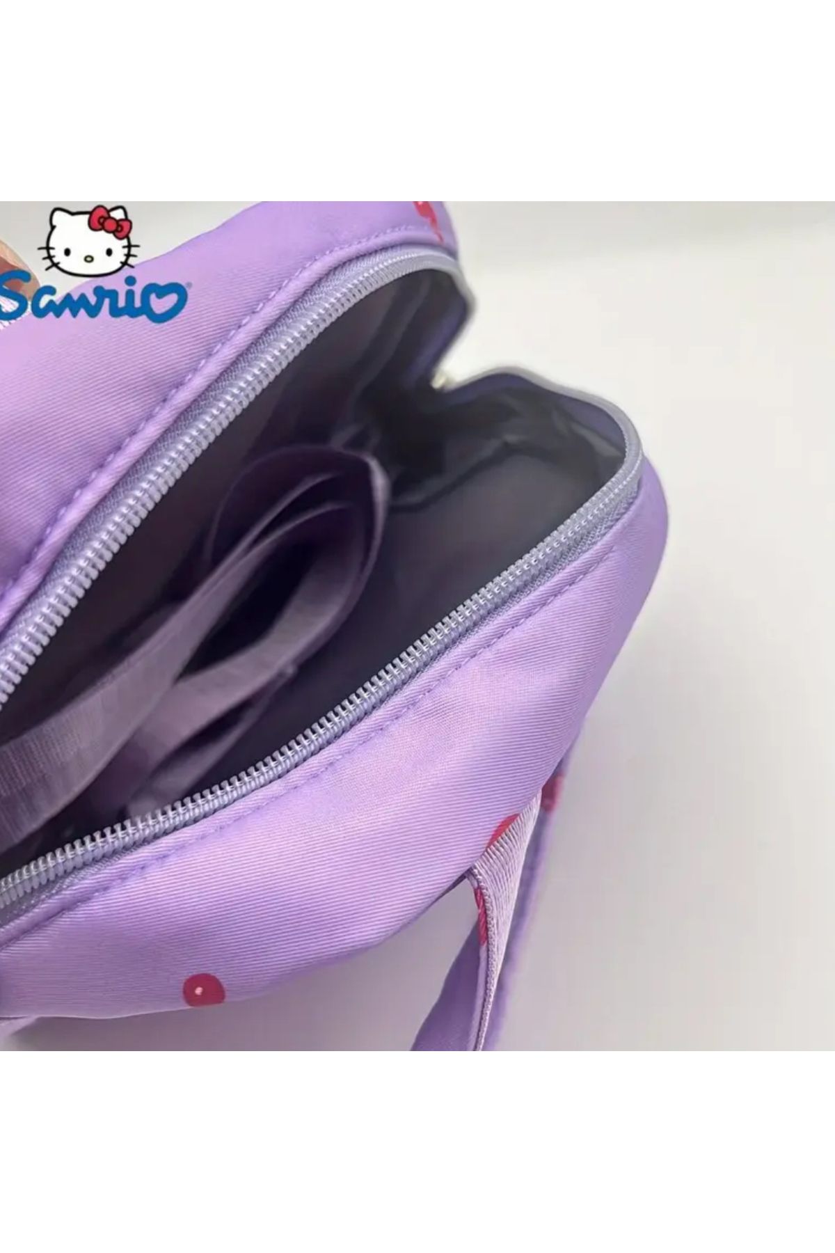 کیف مدرسه زنانه مجموعه کوله پشتی کاراکتر 4 قطعه SANRIO KUROMI دستی تغذیه و خانه مداد So Iconic