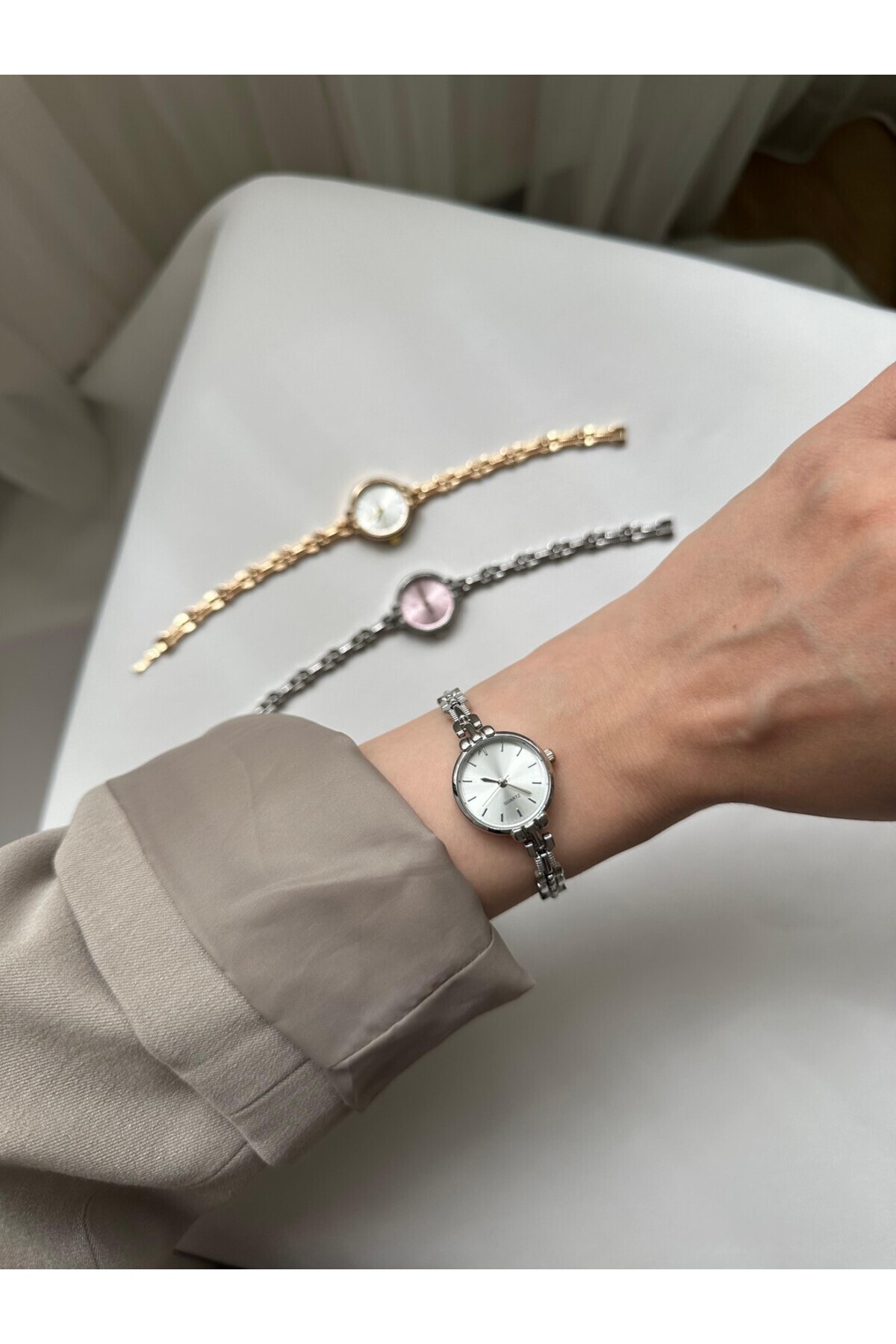 MERW  Clarie Model Gümüş Renk Metal Kordon Vintage Seri Kadın Kol Saati - Görsel 6