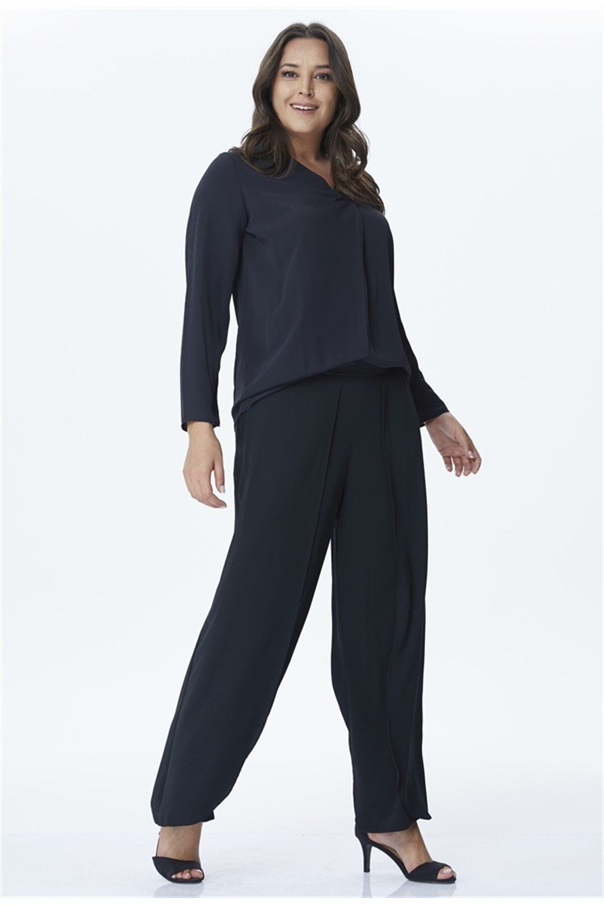 complete the look image