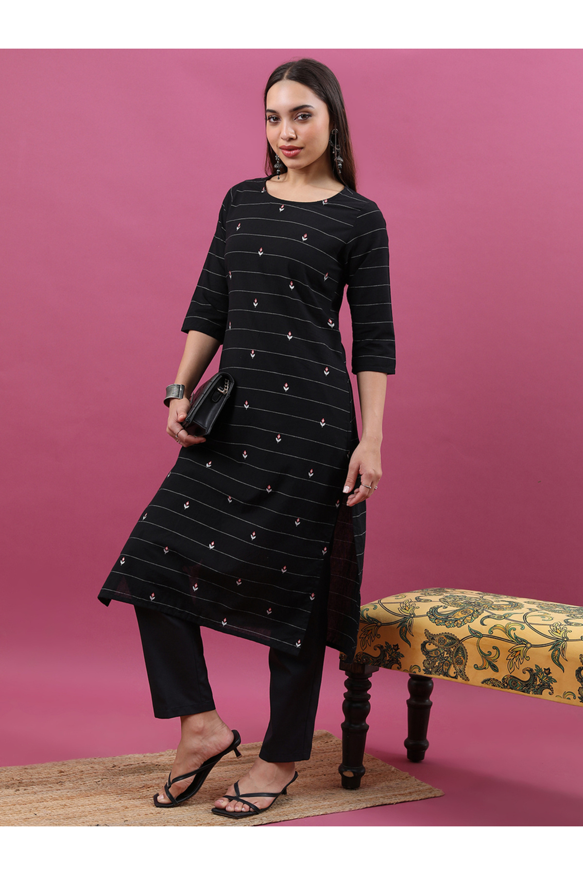 Vishudh By Styli-Floral Embroidered Pure Cotton Straight Kurta 1