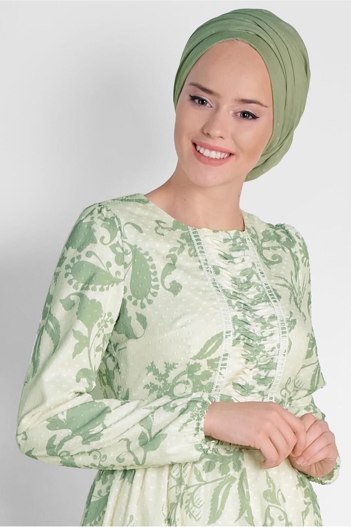 لباس طرح یقه گرد 4931 Alvina