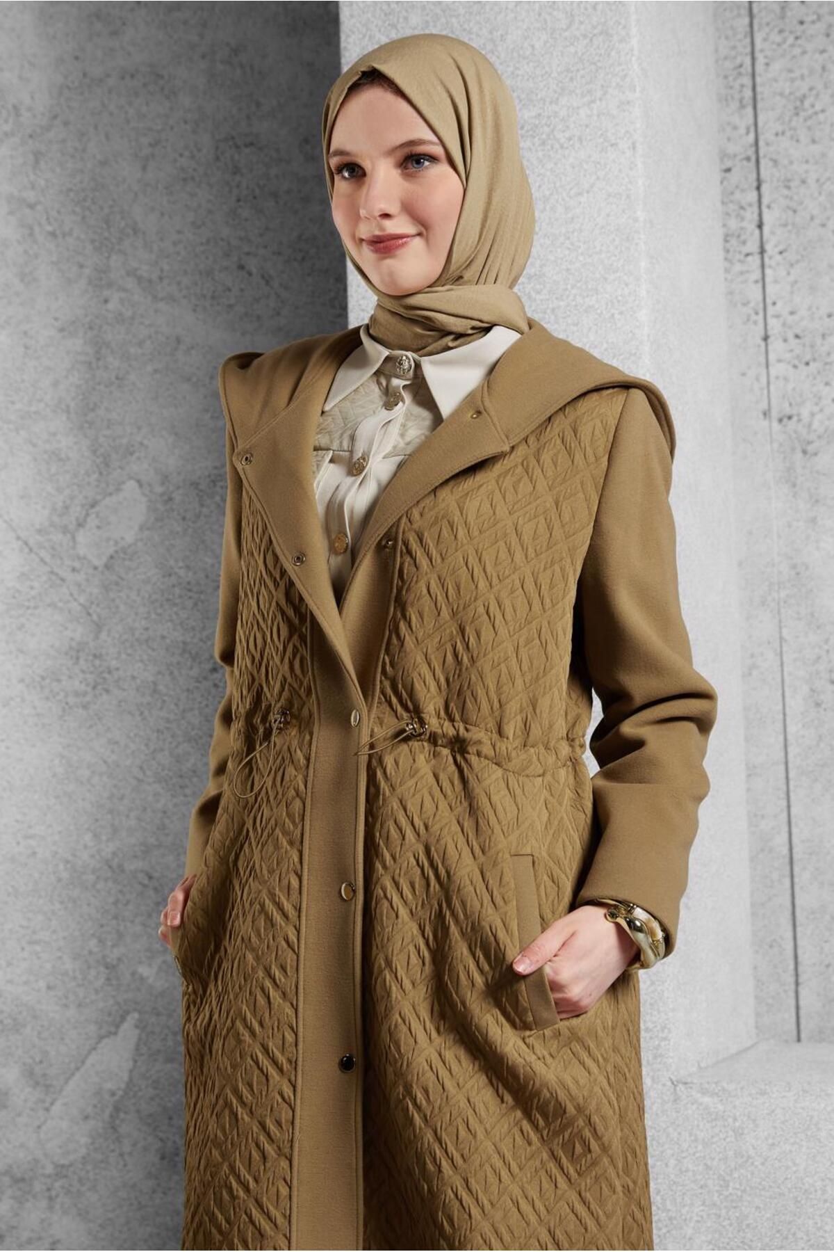 مانتو کلاه دار 90572 Alvina