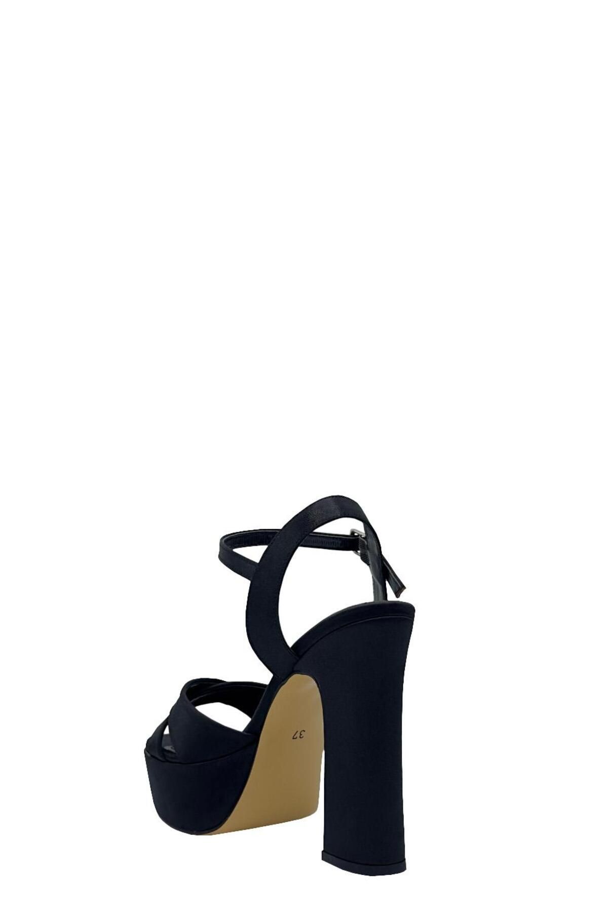 کفش مجلسی زنانه 010 2040 ساتن سیاه اورجینال Moulin Shoes