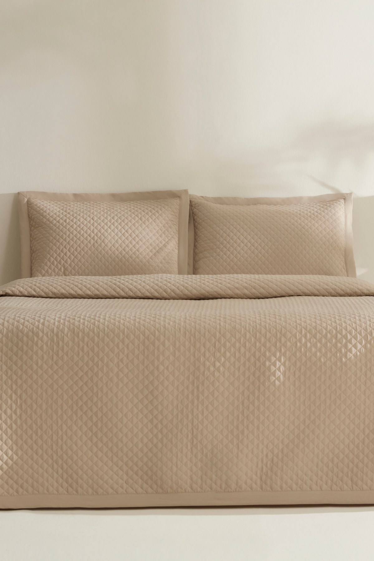 Karaca Home Anna Çift Kişilik Yatak Örtüsü Bej