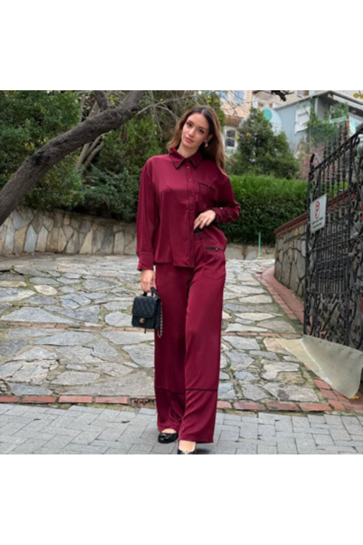 Bemore34 KONTRAST ÇİZGİ DETAYLI SATEN TAKIM