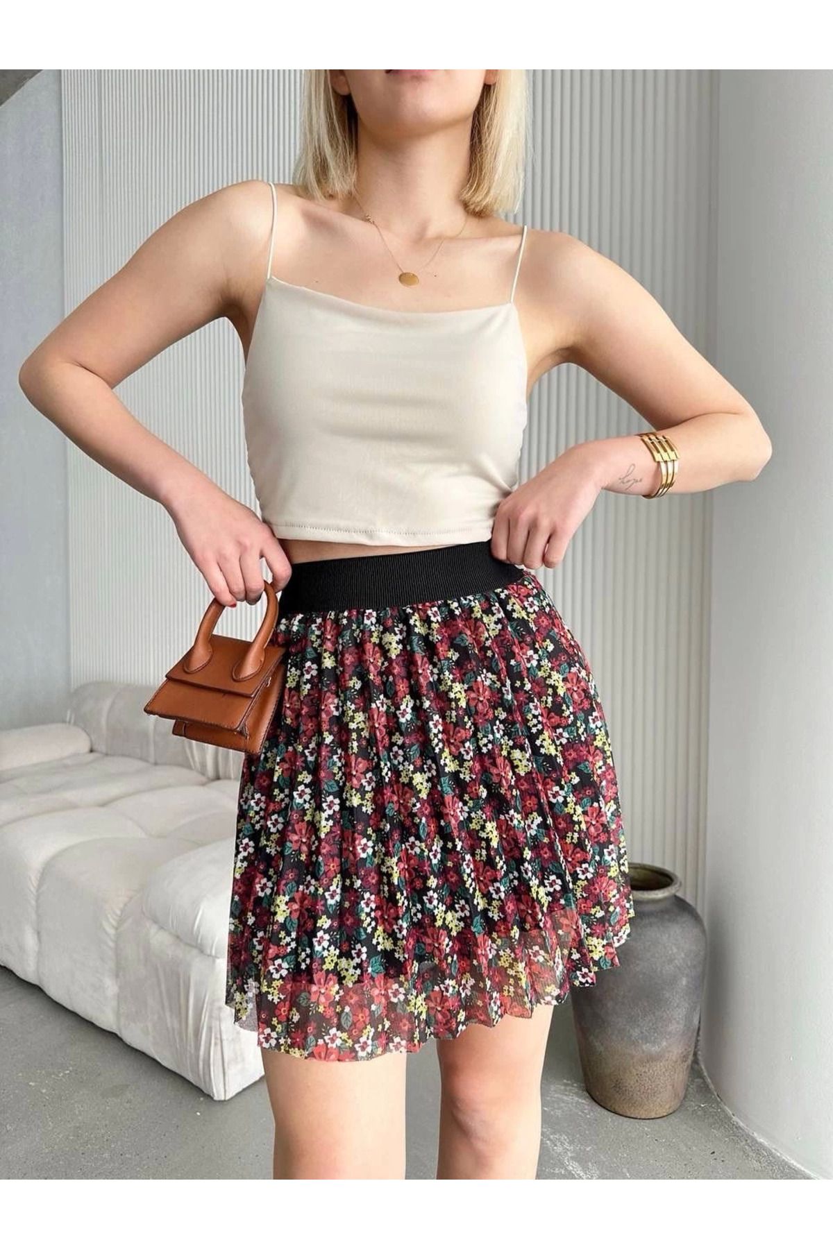 İntive Lingerie Pembe/Siyah Çiçek Desenli Pileli Baskılı Astarlı Mini Etek