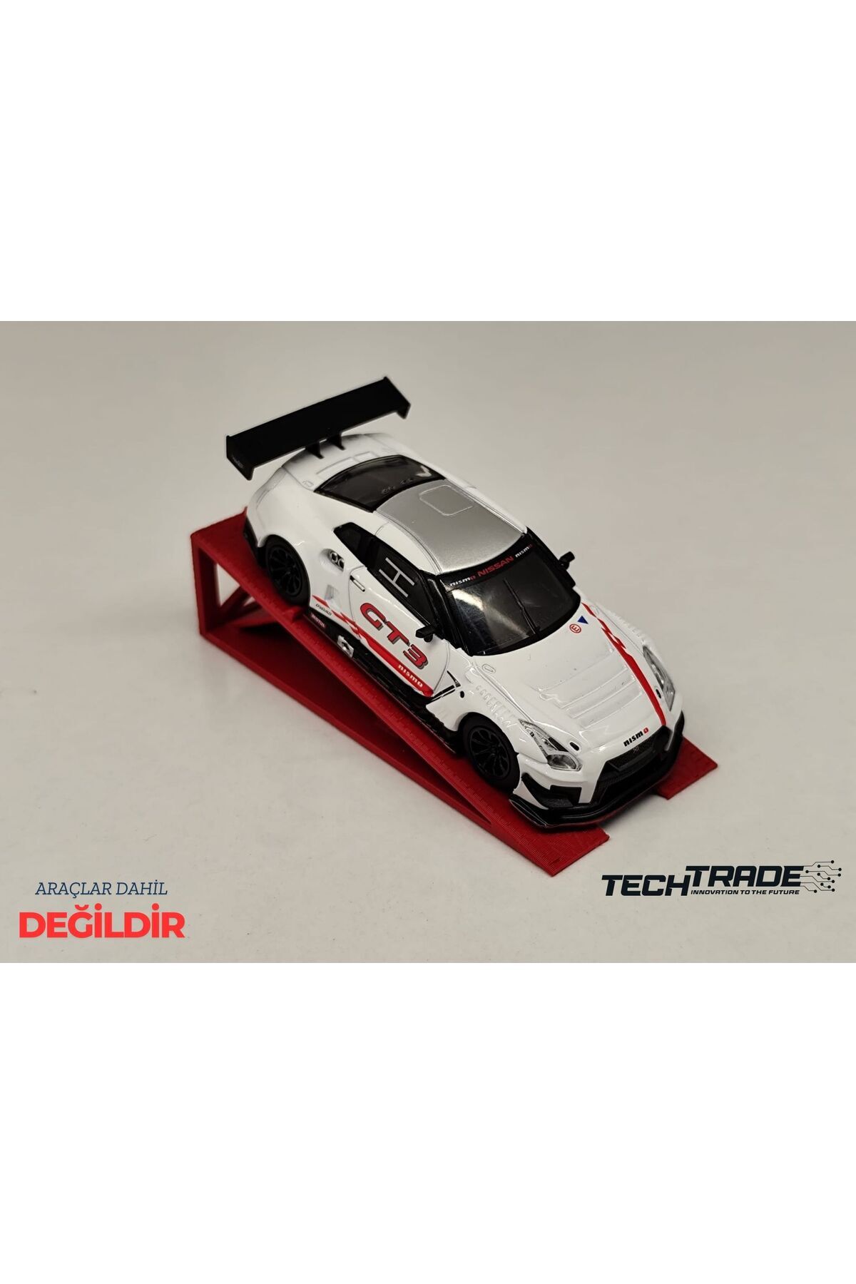 Tech Trade 1/64 Ölçek Sergileme Rampası-Kırmızı