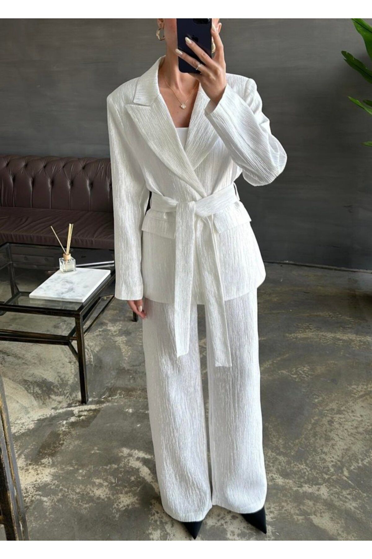 velmorafashion Ekru Beli Kuşaklı Ceket Ve Pantolon Parlak Takım