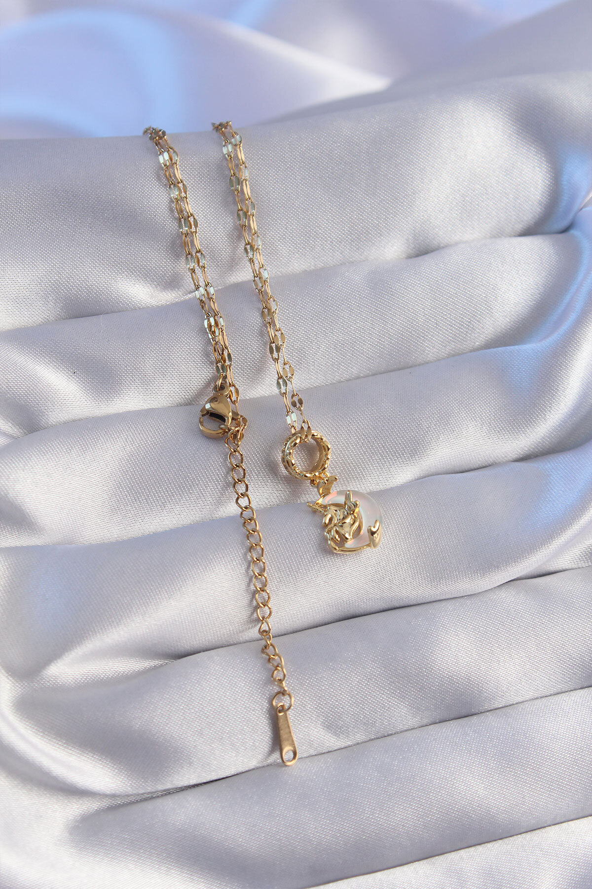Skygo-316L Steel Chain Gold Color Zircon Stone Pearlescent Moon Figure Necklace - Tj-Bko8805 2