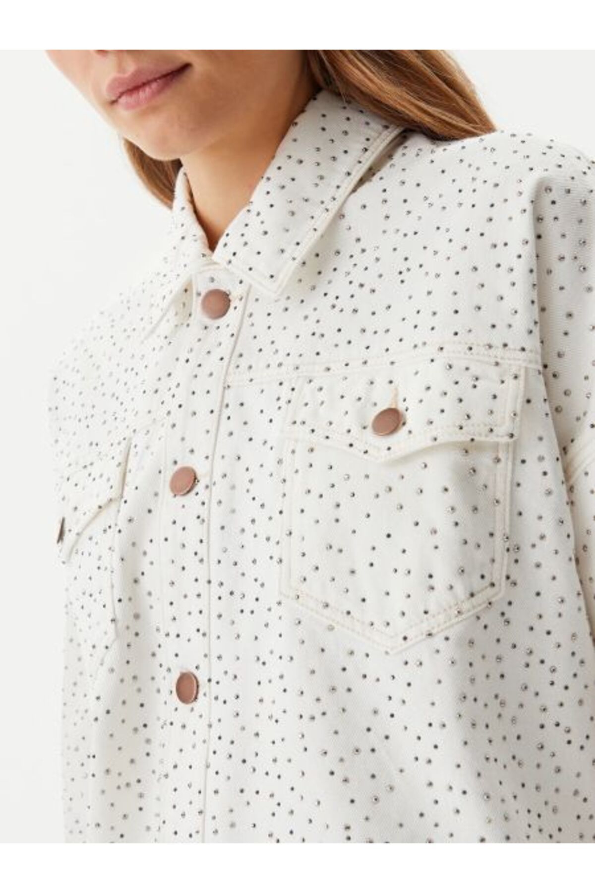 Guess-Mont 4
